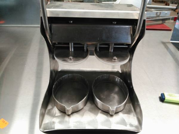 PRENSADORA/FORMADORA DE HAMBURGUESAS DOBLE